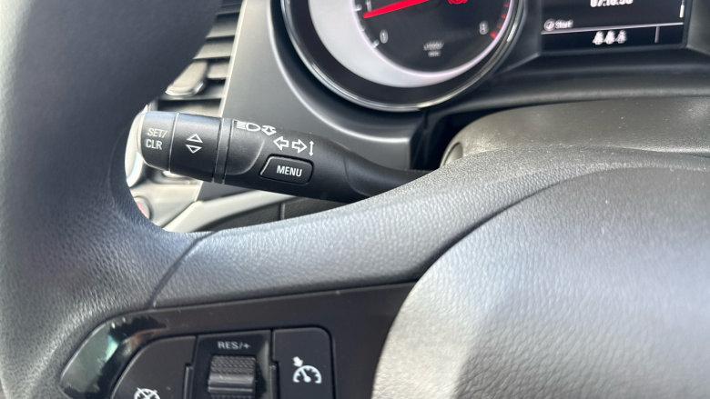 Vauxhall Astra 1.4T 16V 125 Design 5dr Petrol Hatchback